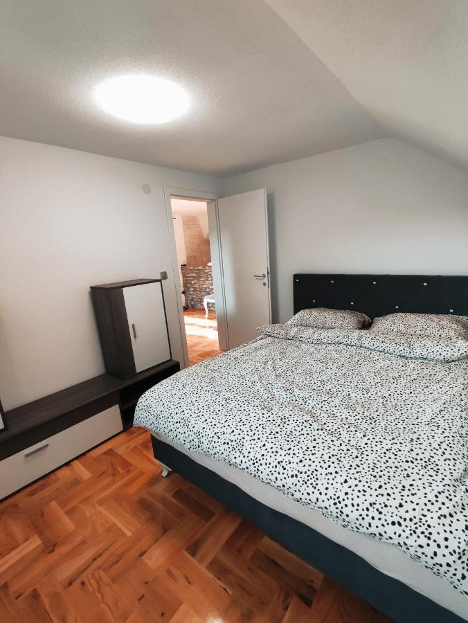 Apartman-Vikendica Mihajlovic Μπάνια Λούκα Εξωτερικό φωτογραφία